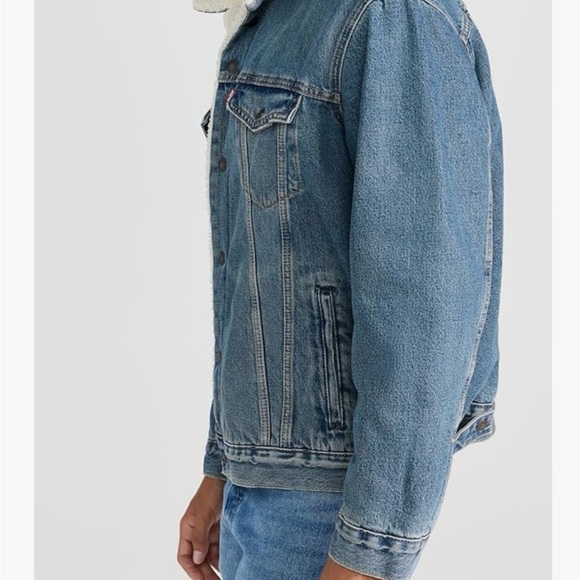 NWOT MENS LEVIS DENIM JACKET SHERPA LINED TRUCKER BLUE SIZE MEDIUM - Picture 9 of 9
